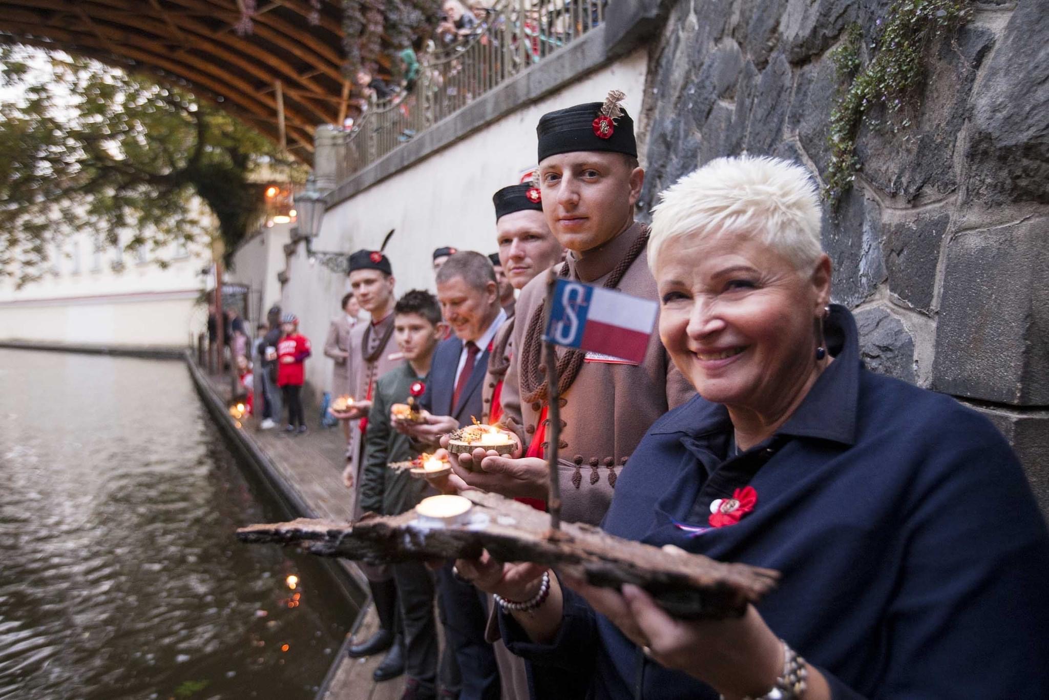 Pouštění světla Hana Moučková starostka ČOS